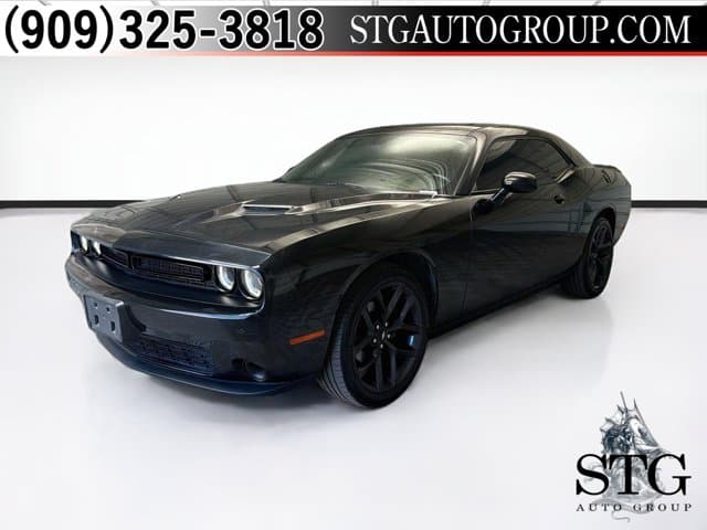 2019 Dodge Challenger SXT — photo 1 of 15