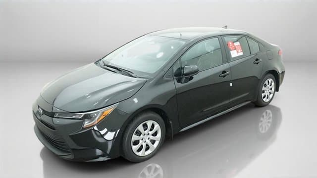 2027 Toyota Corolla LE — photo 1 of 24