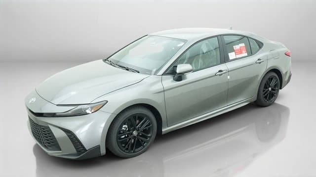 2026 Toyota Camry SE — photo 1 of 46