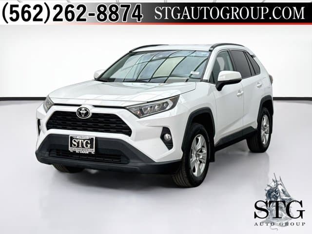 2021 Toyota RAV4 XLE — photo 1 of 20