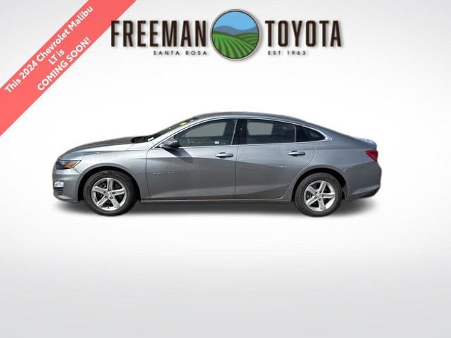 2024 Chevrolet Malibu LT — photo 1 of 8