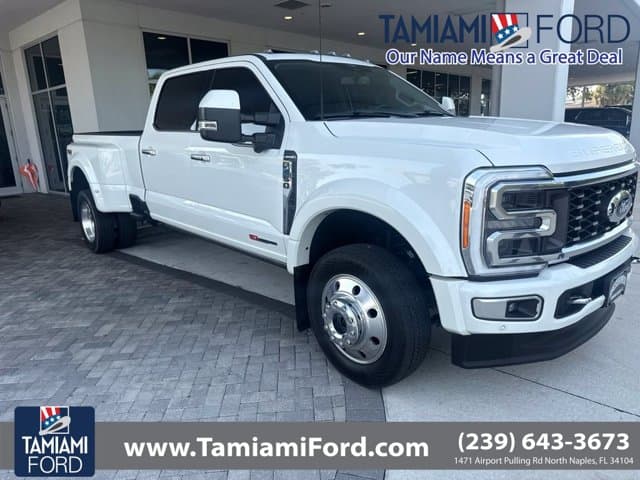 2023 Ford Super Duty F-450 DRW Limited — photo 1 of 8