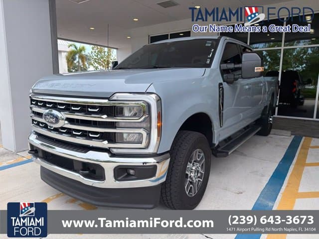 2026 Ford Super Duty F-350 SRW LARIAT — photo 1 of 4
