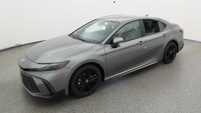 2026 Toyota Camry SE — photo 1 of 52
