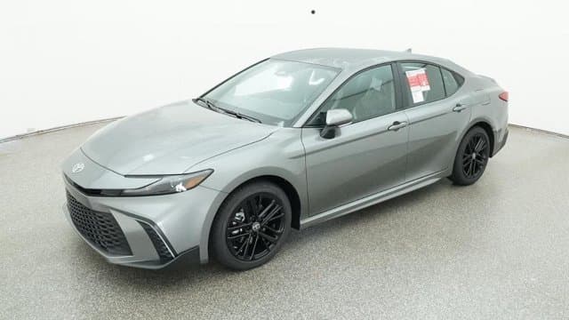2026 Toyota Camry SE — photo 1 of 52