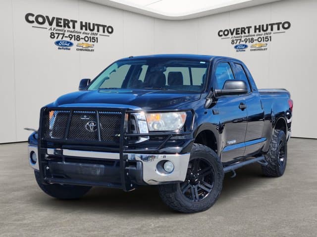 2013 Toyota Tundra 4WD Truck Base — photo 1 of 30