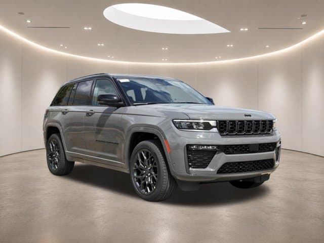 2027 Jeep Grand Cherokee Summit — photo 1 of 20
