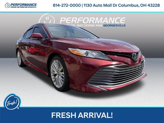 2019 Toyota Camry XLE — photo 1 of 26