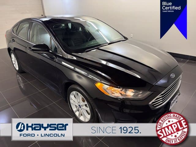 2019 Ford Fusion SE — photo 1 of 42