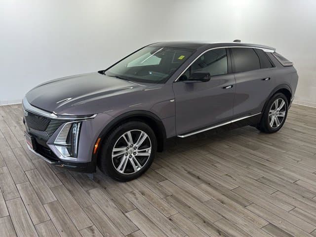 2024 Cadillac LYRIQ Tech — photo 1 of 42