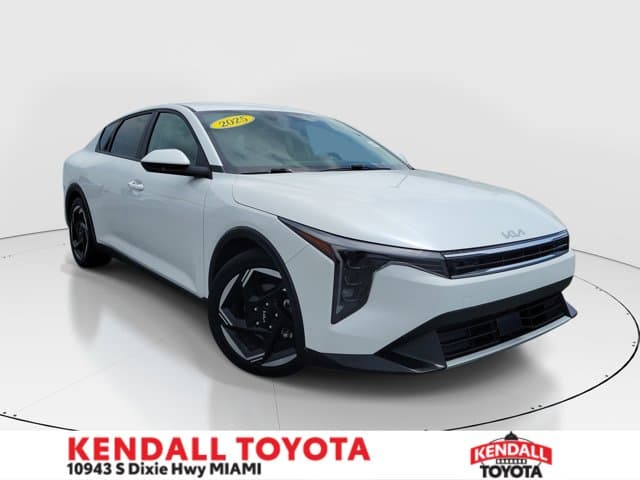 2025 Kia K4 EX — photo 1 of 29