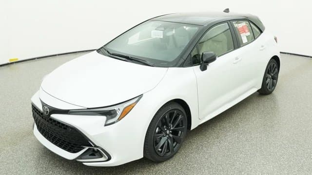 2027 Toyota Corolla Hatchback XSE — photo 1 of 32