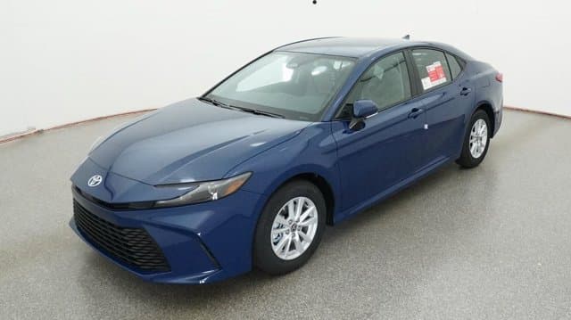 2026 Toyota Camry LE — photo 1 of 50