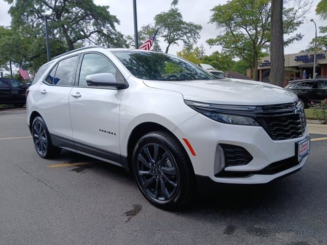 2024 Chevrolet Equinox RS — photo 1 of 30