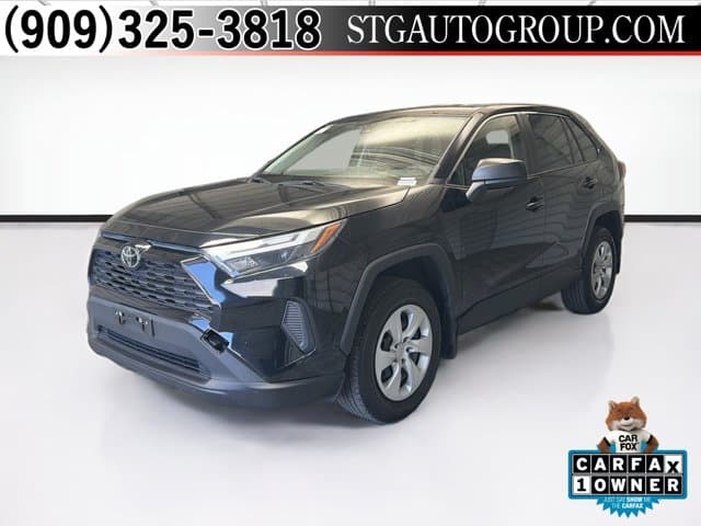 2024 Toyota RAV4 LE — photo 1 of 16
