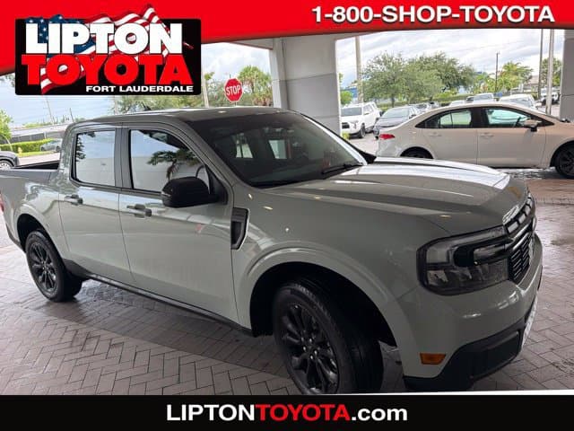 2024 Ford Maverick LARIAT — photo 1 of 2