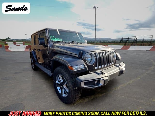 2018 Jeep Wrangler Unlimited Sahara — photo 1 of 11