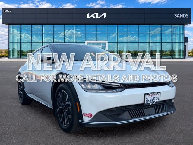 2023 Kia EV6 Light — photo 1 of 13