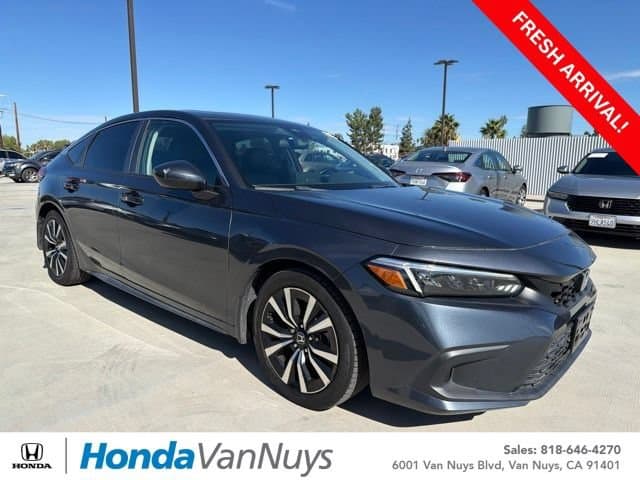 2024 Honda Civic Hatchback EX-L — photo 1 of 9