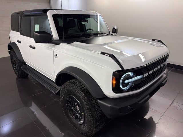 2026 Ford Bronco Outer Banks — photo 1 of 41
