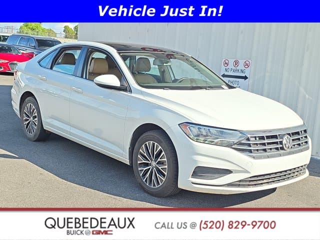 2021 Volkswagen Jetta SE — photo 1 of 12