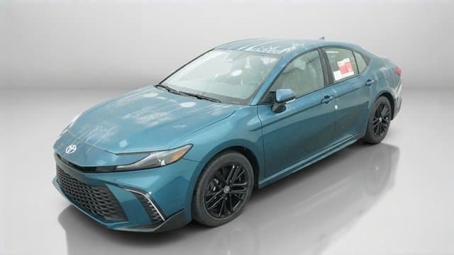 2026 Toyota Camry SE — photo 1 of 46