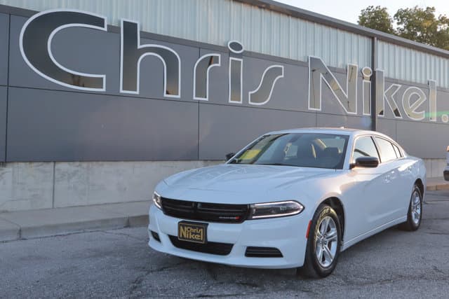 2023 Dodge Charger SXT — photo 1 of 28