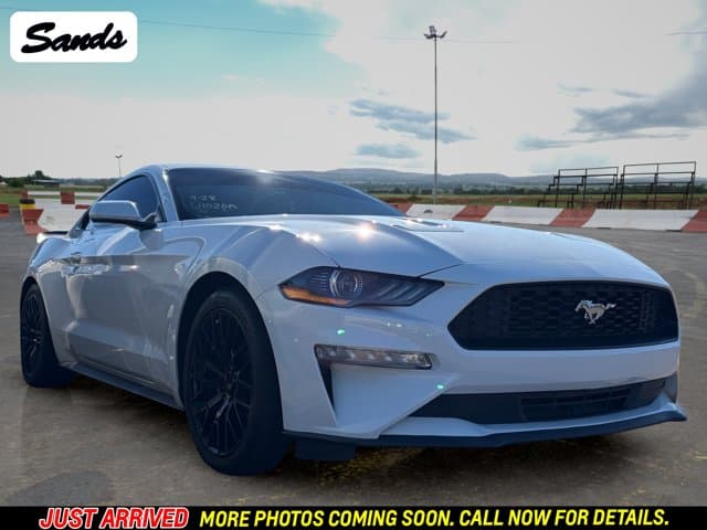 2022 Ford Mustang Base — photo 1 of 16