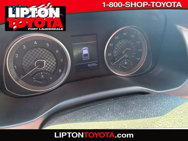 2019 Hyundai Elantra SEL — photo 1 of 5