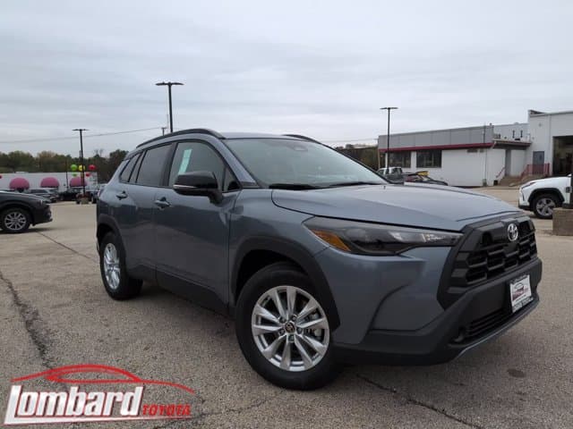 2026 Toyota Corolla Cross LE — photo 1 of 40