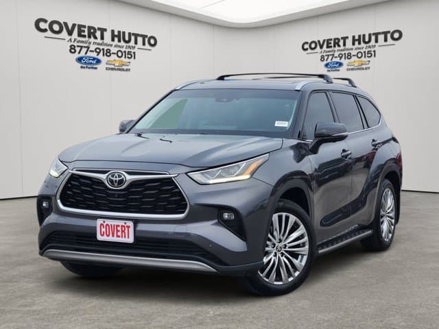 2024 Toyota Highlander Platinum — photo 1 of 35