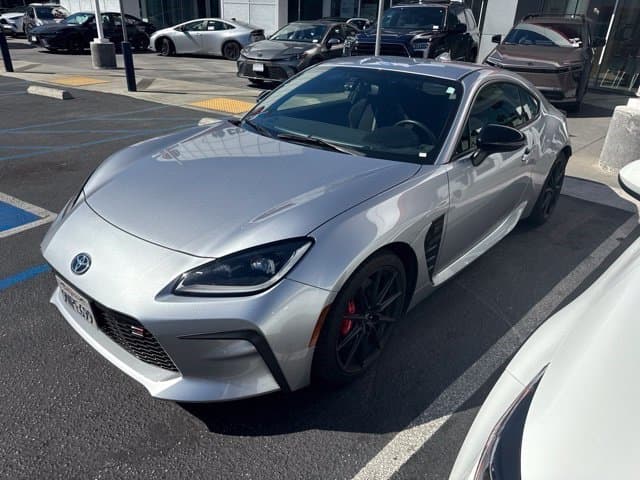 2024 Toyota GR86 Premium — photo 1 of 4