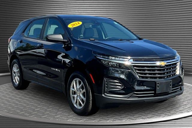 2024 Chevrolet Equinox LS — photo 1 of 25
