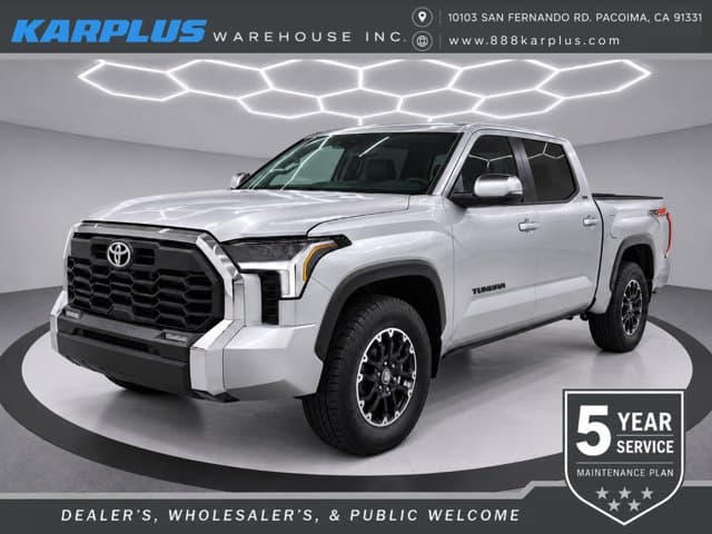 2025 Toyota Tundra 4WD Base — photo 1 of 5