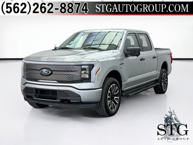 2023 Ford F-150 Lightning XLT — photo 1 of 19