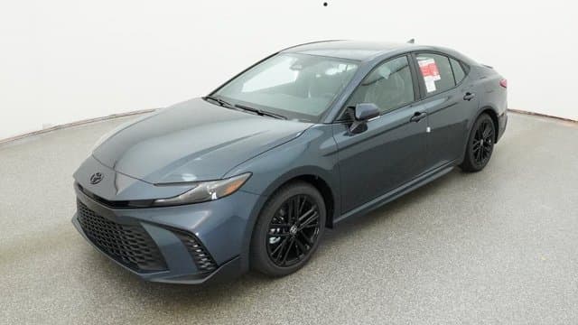 2026 Toyota Camry SE — photo 1 of 32