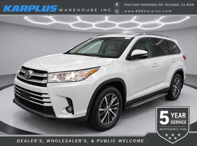 2019 Toyota Highlander XLE — photo 1 of 4