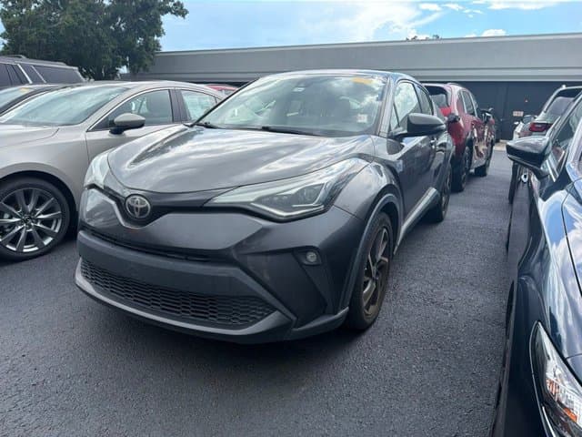 2020 Toyota C-HR Limited — photo 1 of 4
