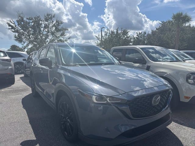 2022 Mazda CX-5 2.5 S Carbon Edition — photo 1 of 3