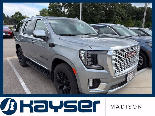 2023 GMC Yukon Denali — photo 1 of 2