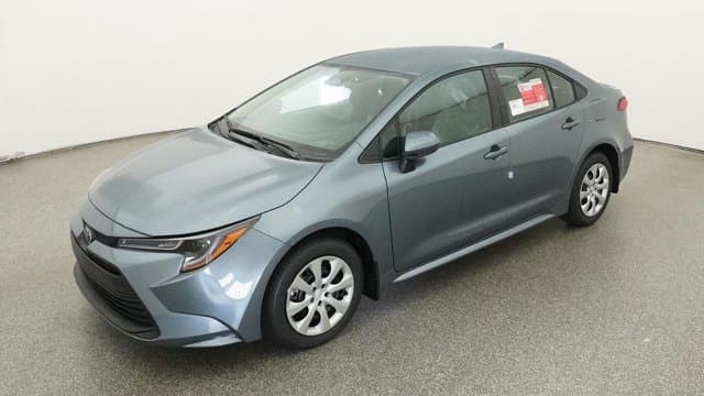 2026 Toyota Corolla LE — photo 1 of 52