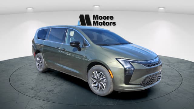 2027 Chrysler Pacifica Limited — photo 1 of 32