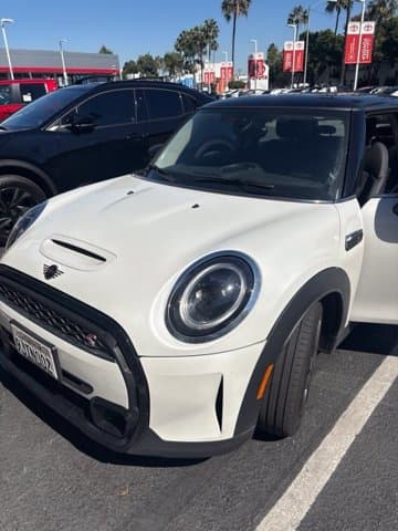 2024 Mini Hardtop 2 Door Cooper S — photo 1 of 5