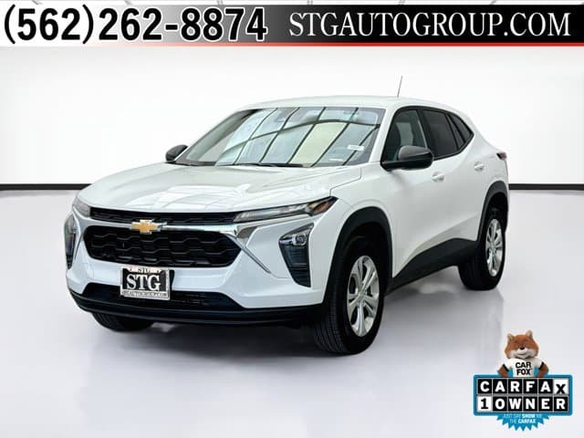 2025 Chevrolet Trax LS — photo 1 of 19