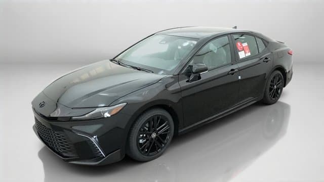 2027 Toyota Camry SE — photo 1 of 16