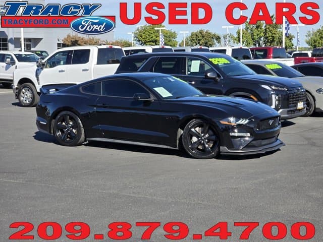 2022 Ford Mustang Base — photo 1 of 27