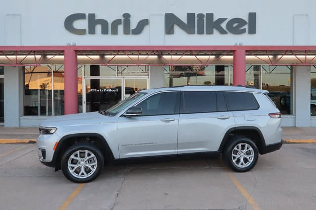 2023 Jeep Grand Cherokee L Limited — photo 1 of 36