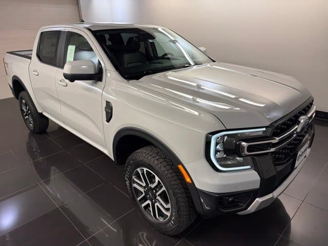 2026 Ford Ranger LARIAT — photo 1 of 42