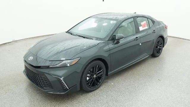 2026 Toyota Camry SE — photo 1 of 52