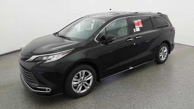 2026 Toyota Sienna Limited — photo 1 of 52